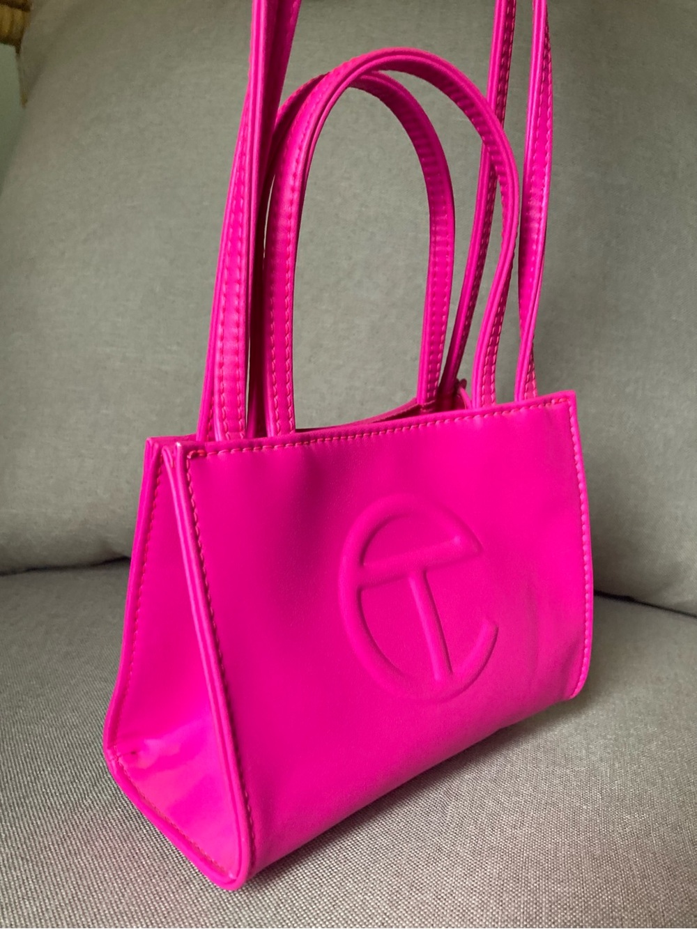 🩷 NWOT Telfar Small Shopping Bag Hot Pink Barbiecore Mini Tote Crossbody - Picture 3 of 5